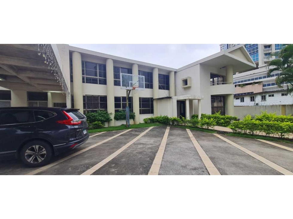 Se alquila casa comercial en San Francisco de 1000 mts $6500 — foto 2