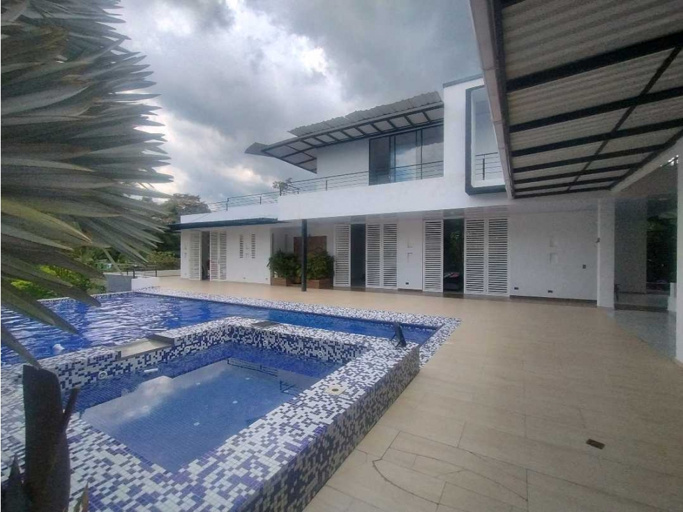 Se Alquila Casa de Lujo en La Mesa Cundi - 5
