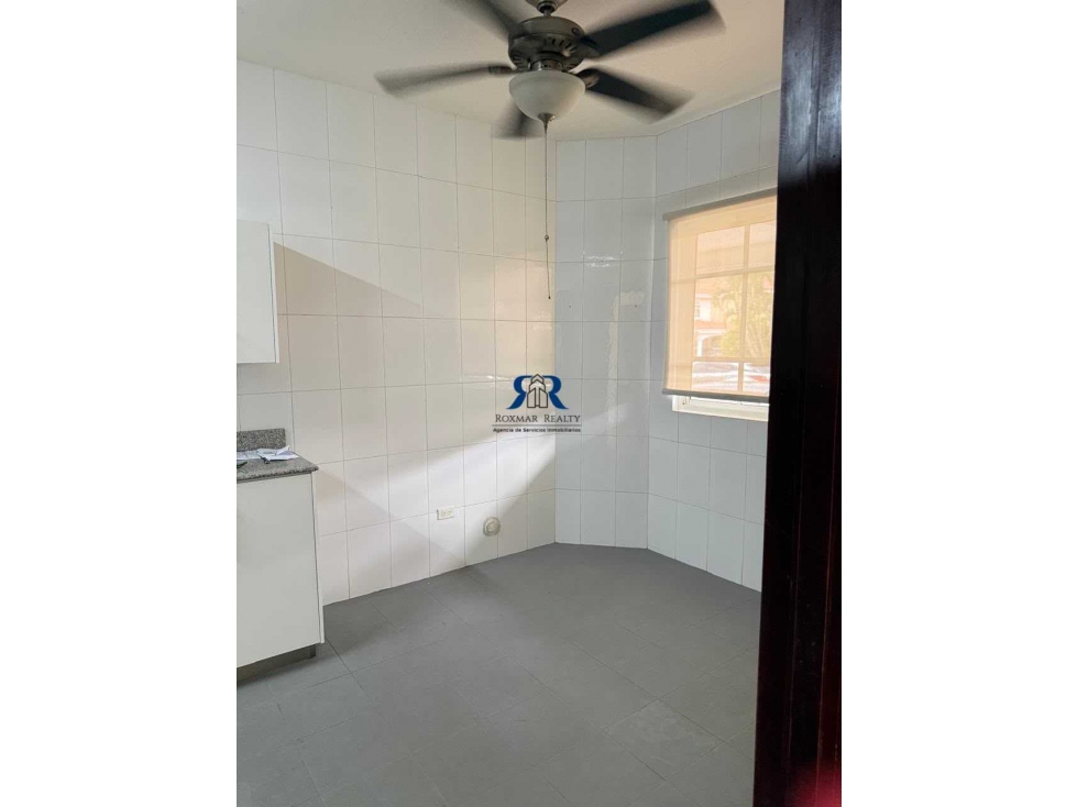SE ALQUILA CASA EN COSTA DEL ESTE — foto 4