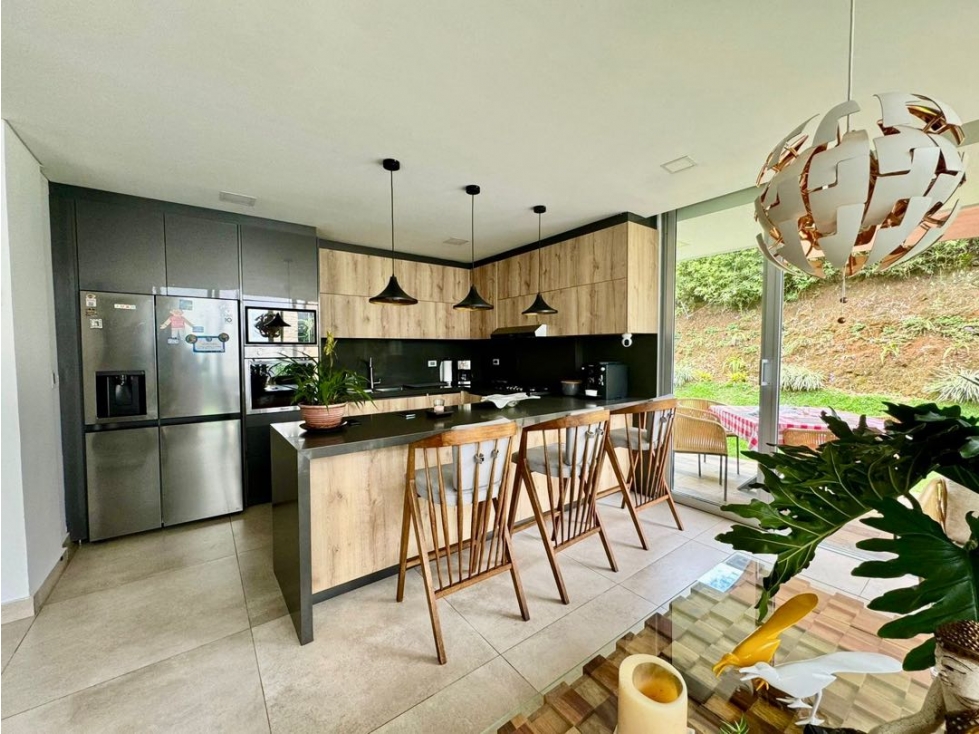 Se arrienda linda casa en Pance - 2