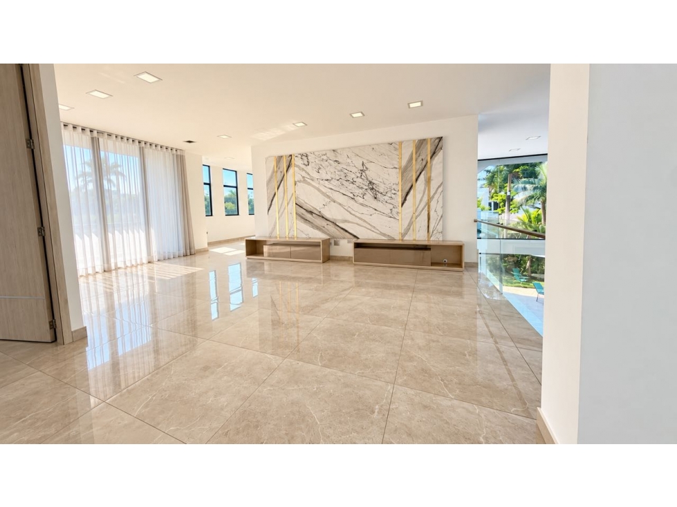 SE ALQUILA CASA EN PANCE CVMM — foto 3