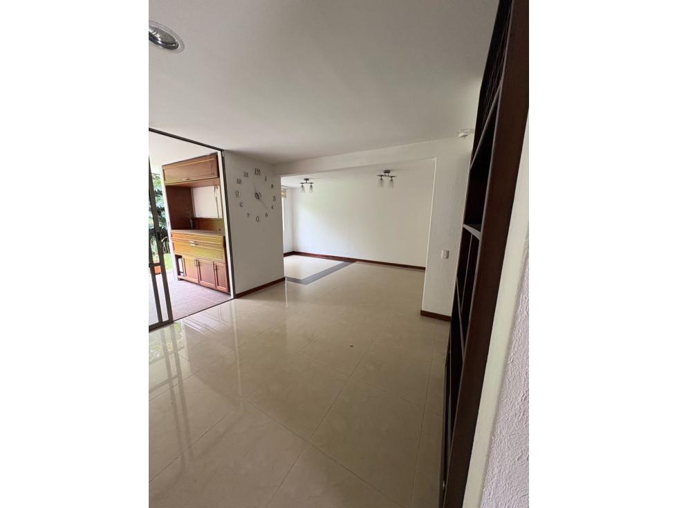 Casa en Arriendo en Envigado sector Loma del Chocho — foto 6