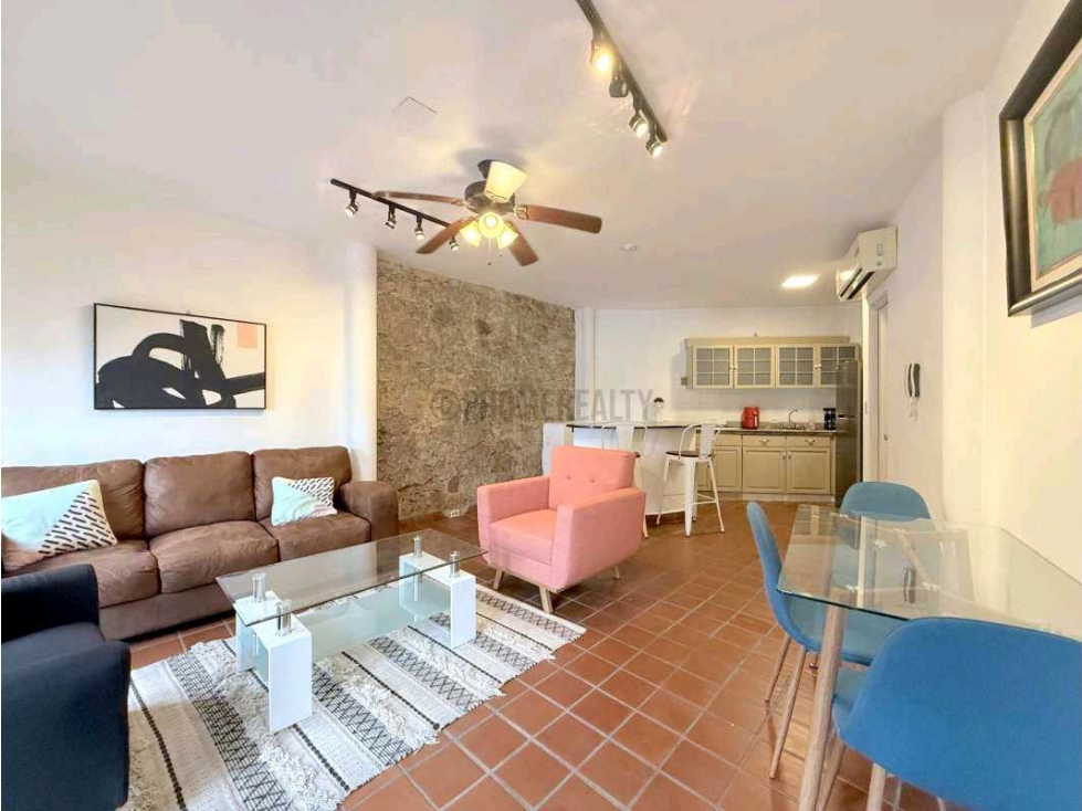 SE ALQUILA CONFORTABLE Y HERMOSO APARTAMENTO EN CASO ANTIGUO VV — foto 2