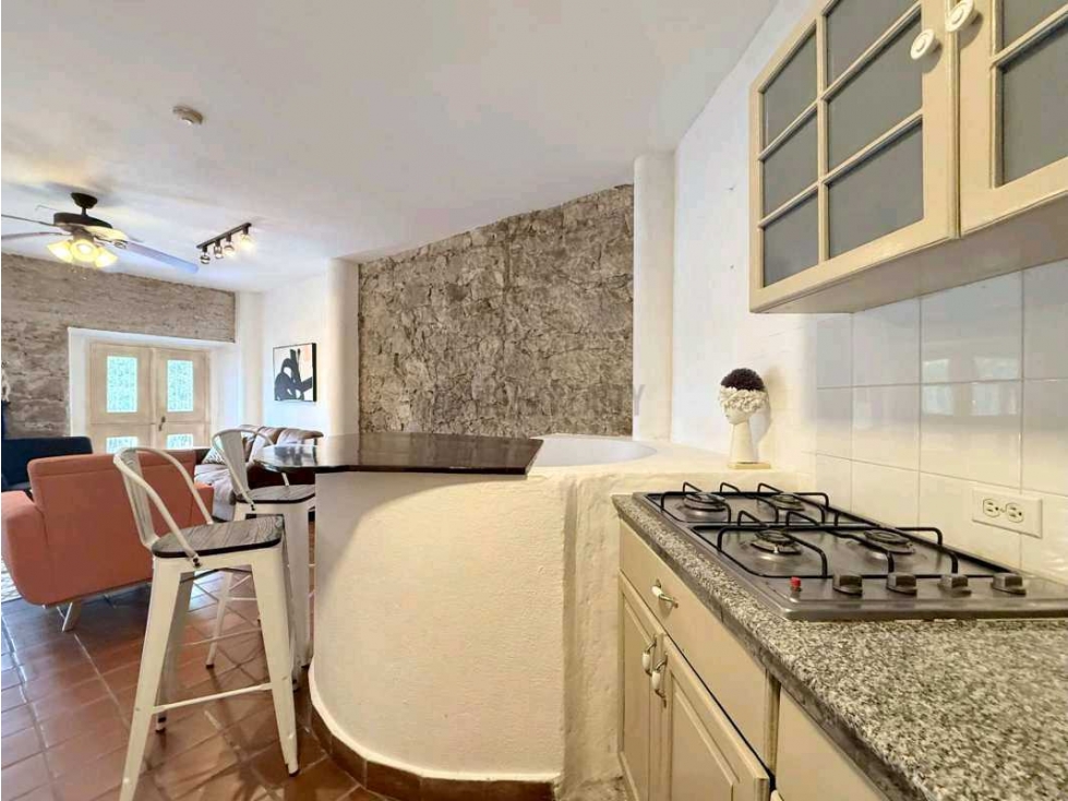 SE ALQUILA CONFORTABLE Y HERMOSO APARTAMENTO EN CASO ANTIGUO VV — foto 6