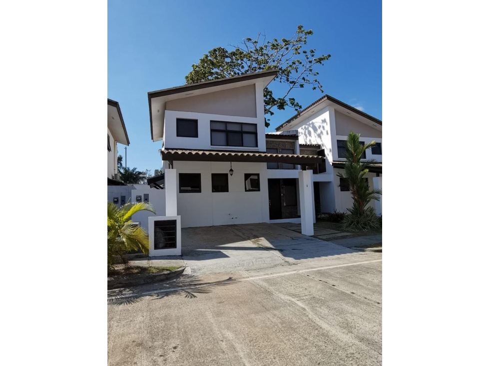 SE VENDE CASA EN COSTA VERDE /La Chorrera