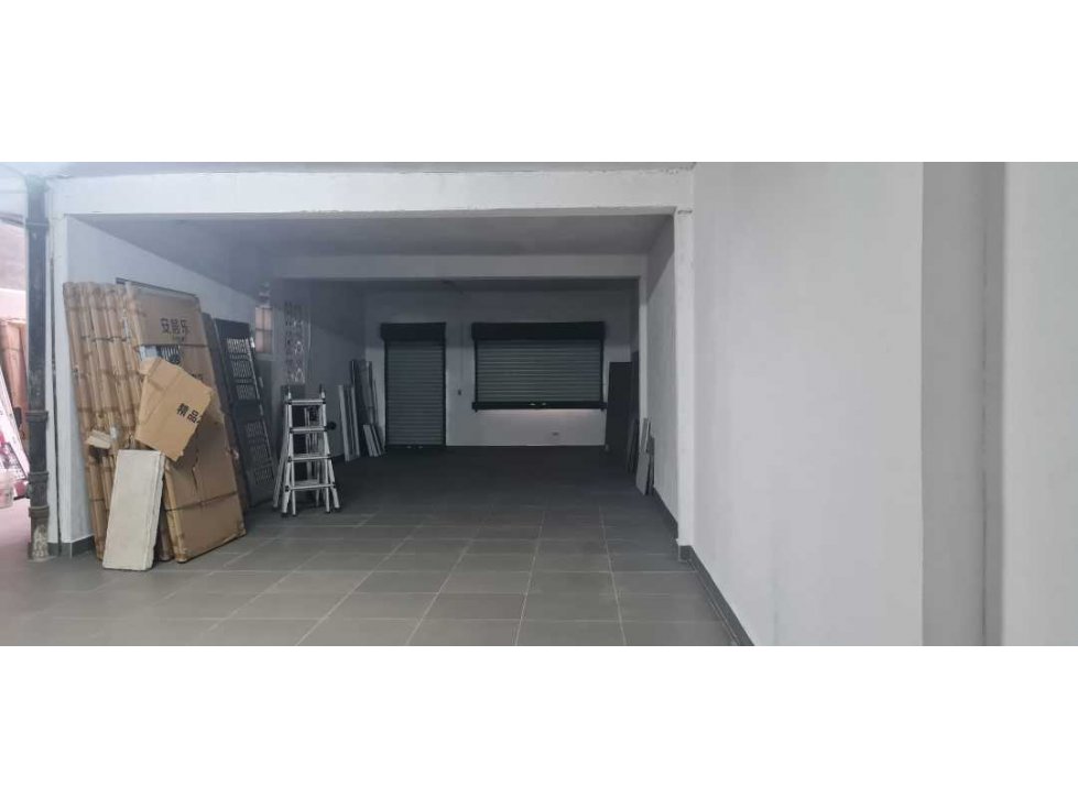 Se alquila galera de 100 mts en Río abajo (no mecánica) $850 - 3