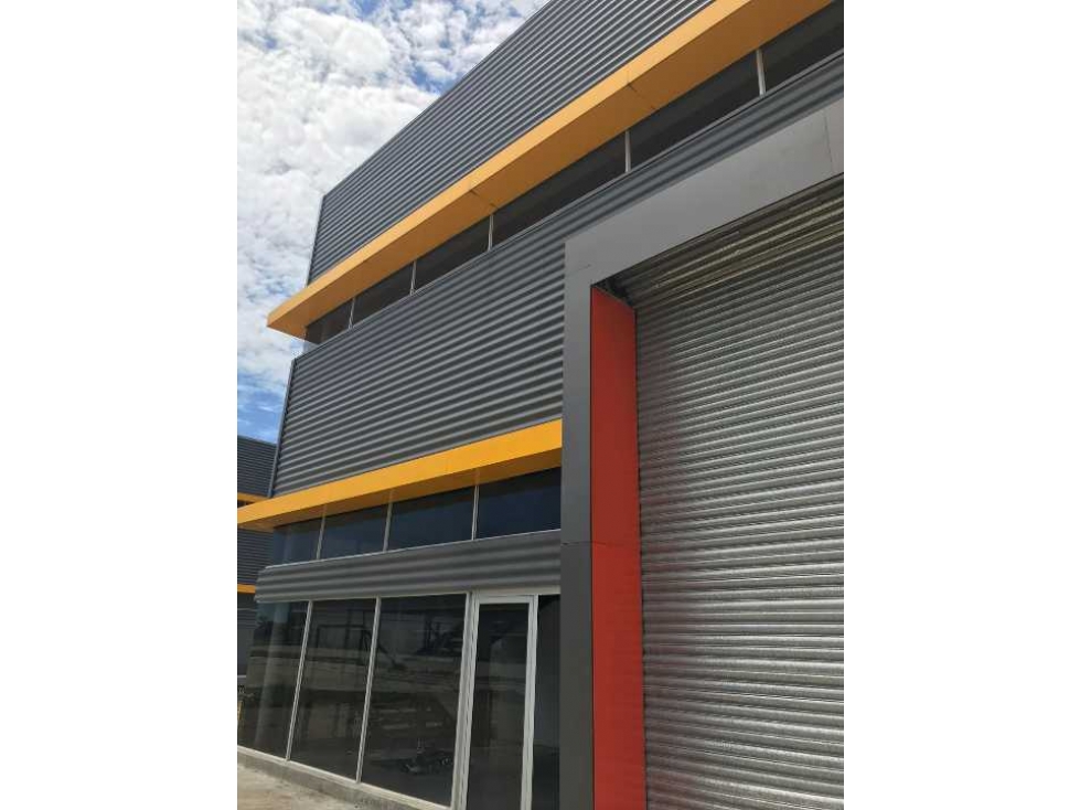 ALQUILER GALERA EN LOS PUEBLOS (MR)
