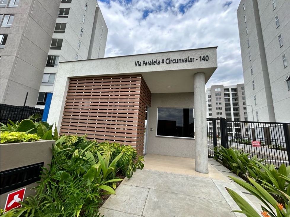 Se vende hermoso apartamento Unidad Ciruelo, ciudad country — foto 3