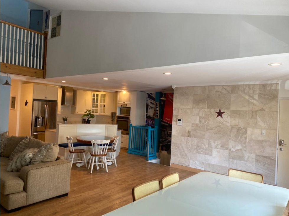 SE ALQUILA HERMOSO LOFT EN BALBOA CERCA DE AMADOR AMOBLADO FS 2315