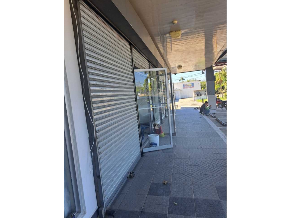 SE ALQUILA LOCAL 137 METROS DAVID - 5