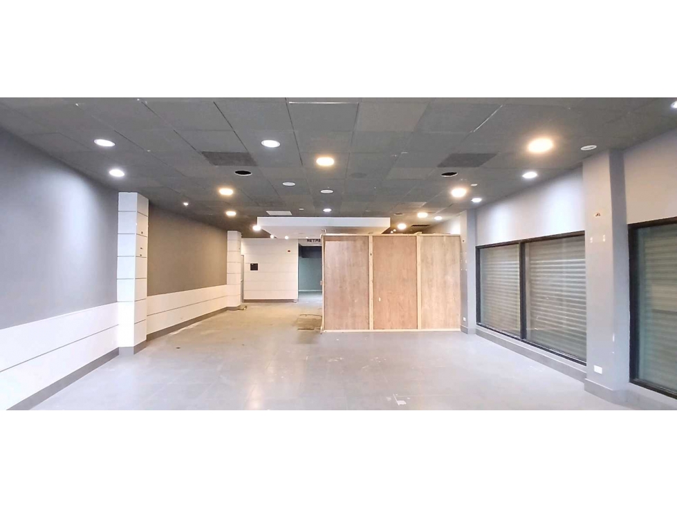 SE ALQUILA LOCAL COMERCIAL, 287M2 EN LA EXPOSICION ANTIGUO MCDONALD'S - 6