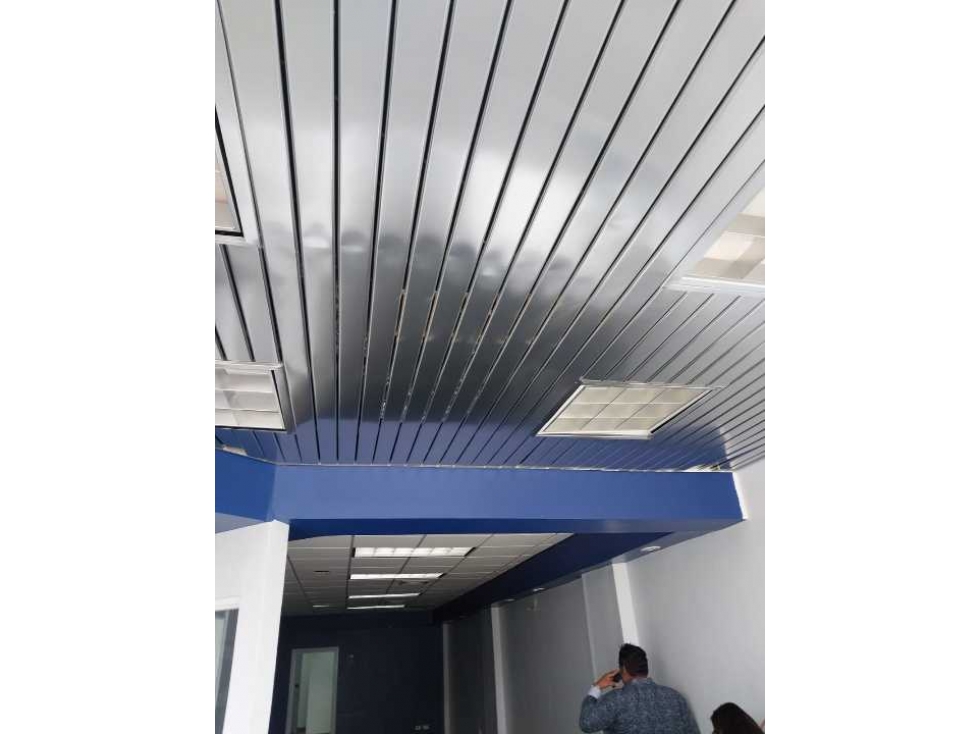 Se alquila local comercial en Plaza Cordoba — foto 4