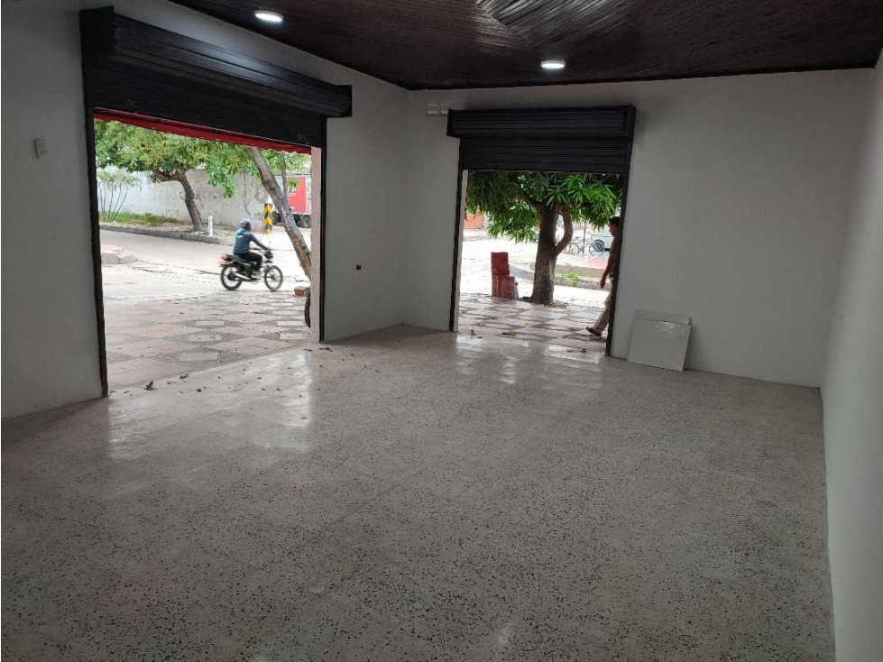 Se alquila Local Comercial en Nueva Granada en Barranquilla — foto 2