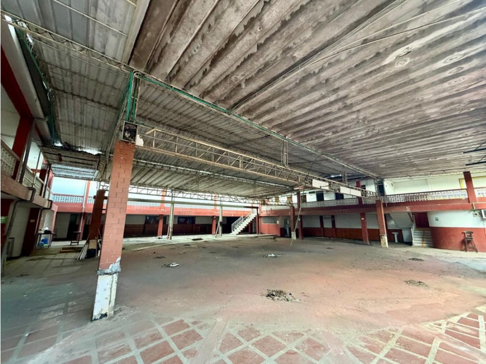 SE ALQUILA LOCAL COMERCIAL SANTA ELENA ANTIGUA GALLERA SP — foto 6