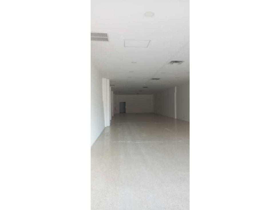 Se alquila local de 257 mts en Calle 50 $7,720 — foto 3