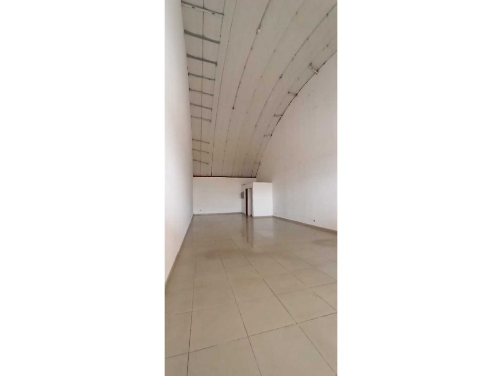 Se Alquila Local en Costa del Este, 96m2, $2100 - 2