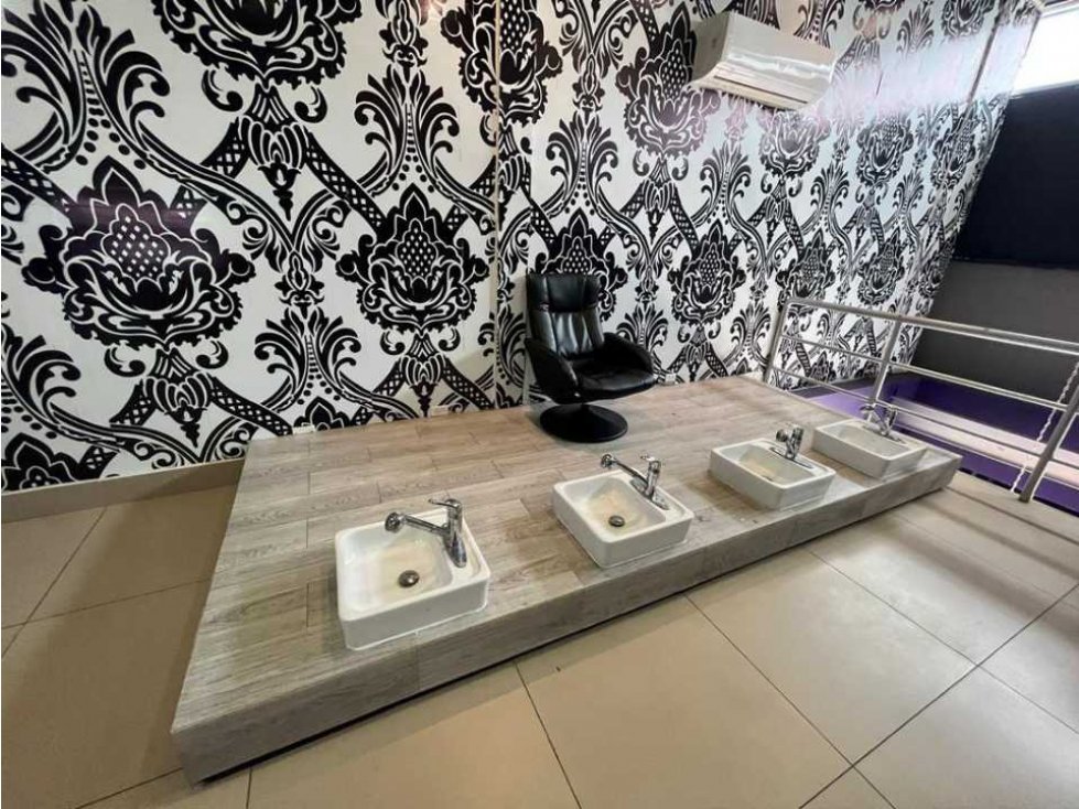 Se Alquila Local Equipado para Salón de Belleza — foto 6