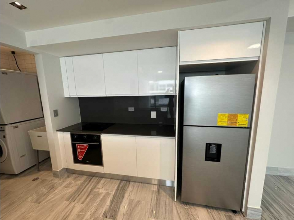 Se Alquila Lujoso Apartamento en Ave Balboa — foto 3