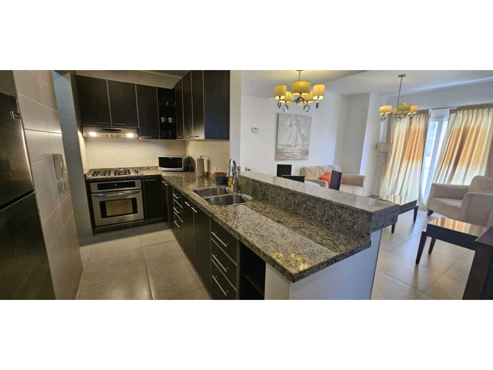 SE ALQUILA MODERNO APARTAMENTO DE 2 REC.EN COCOLI — foto 4
