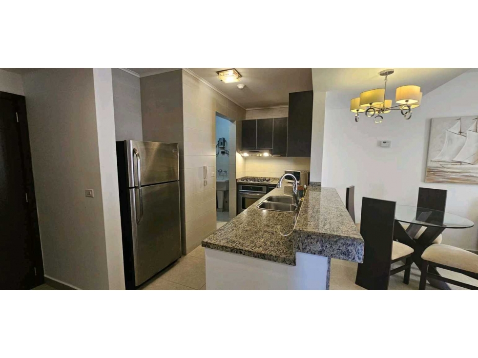 SE ALQUILA MODERNO APARTAMENTO DE 2 REC.EN COCOLI — foto 5
