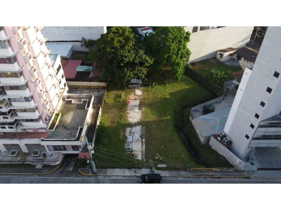 SE VENDE TERRENO 1,500M2 A SOLO PASOS DE VIA ESPAÑA - 4