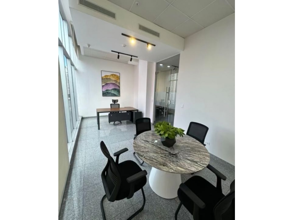 SE VENDE OFICINA EN BELLA VISTA (AA) - 1