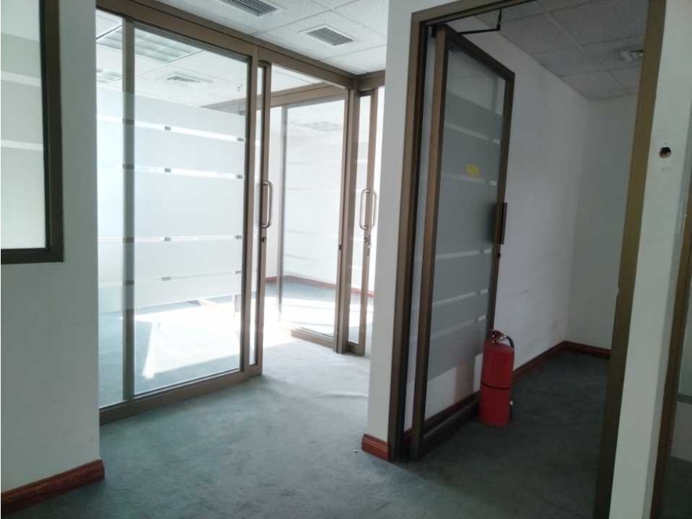 Se Alquila Oficina en Marbella $1600 - 5