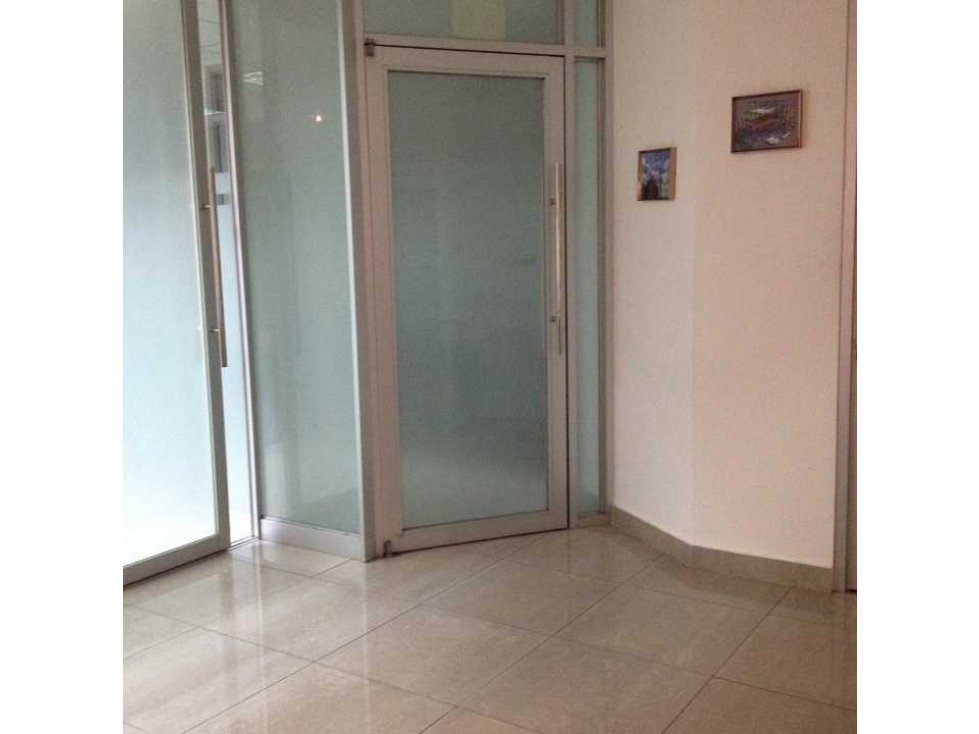 SE ALQUILA OFICINA EN OCEAN BUSSINES PLAZA - 2
