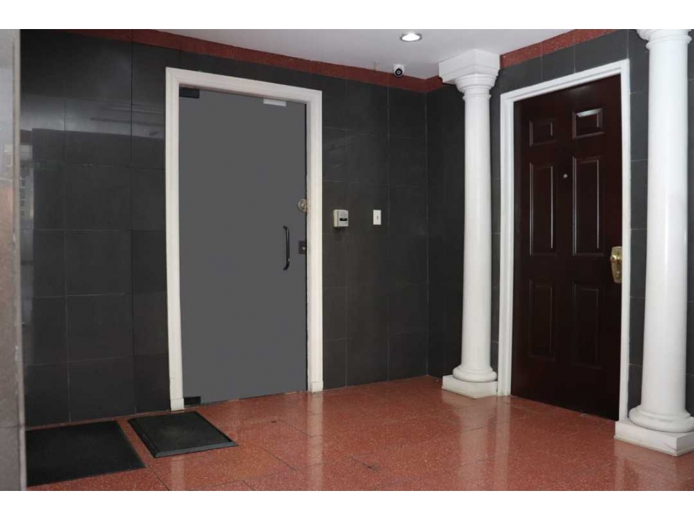 Se Alquila oficina Semi Amoblada en Avenida Balboa Ph Bac $2900 — foto 4