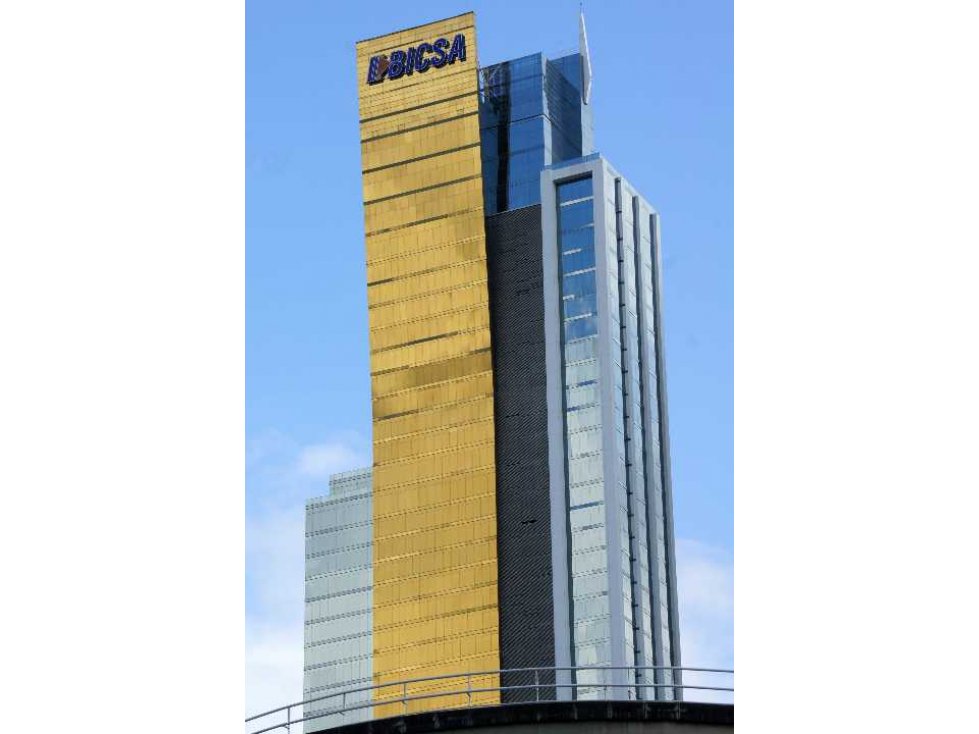 Se alquila Oficina Vacía en Torre Bicsa Avenida Balboa $2800 - 1
