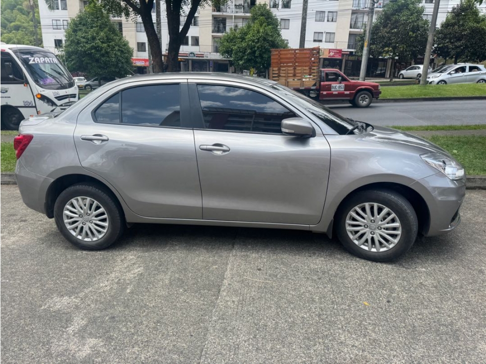 SE ALQUILA SUZUKI AUTOMÁTICO RENTACAR