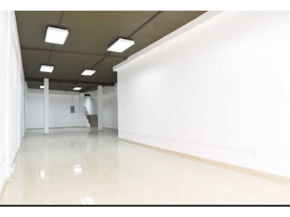 Se Alquilan locales en Avenida B, desde170m2, $3400 - 5
