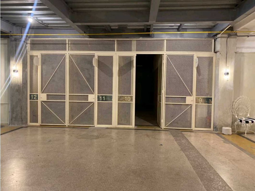 SE ALQUILAN LOCALES EN CASCO VIEJO PARA EXTRENAR - DISTRITO DE LA MODA — foto 4