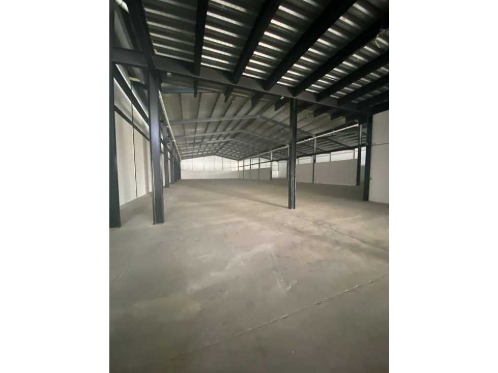 Se alquilan o se vende galeras 1800mts - 3