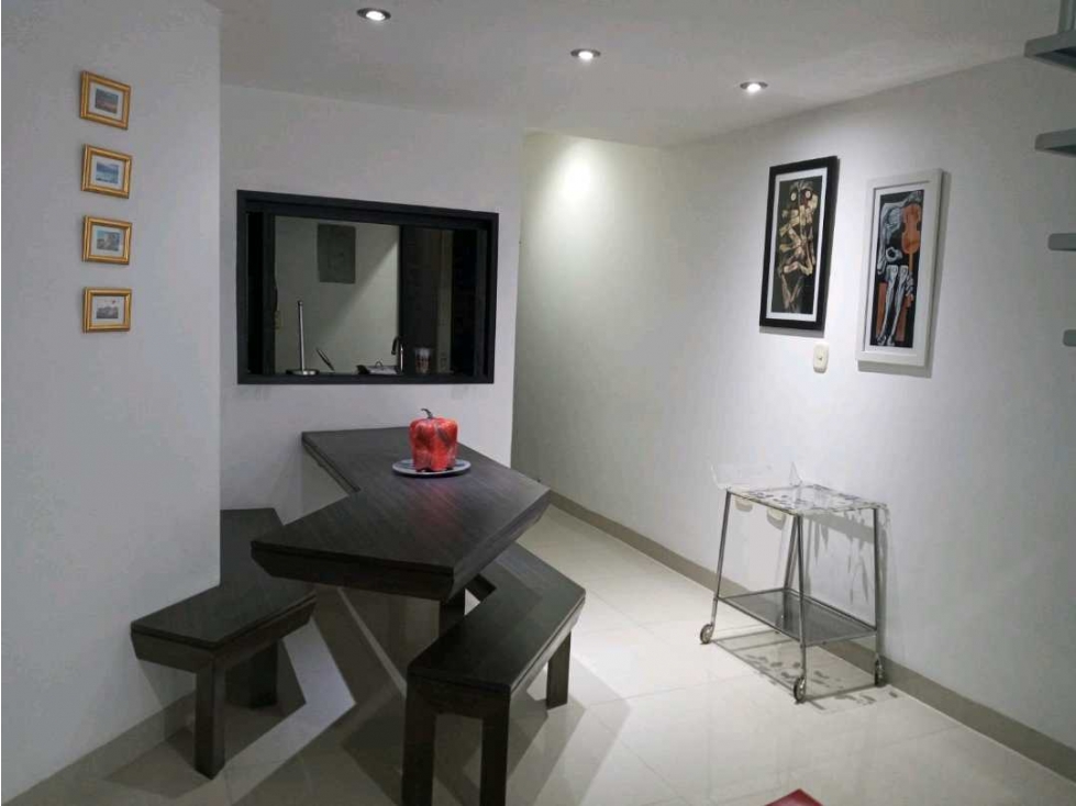 Se arrienda apartaestudio amoblado en la castellana — foto 4