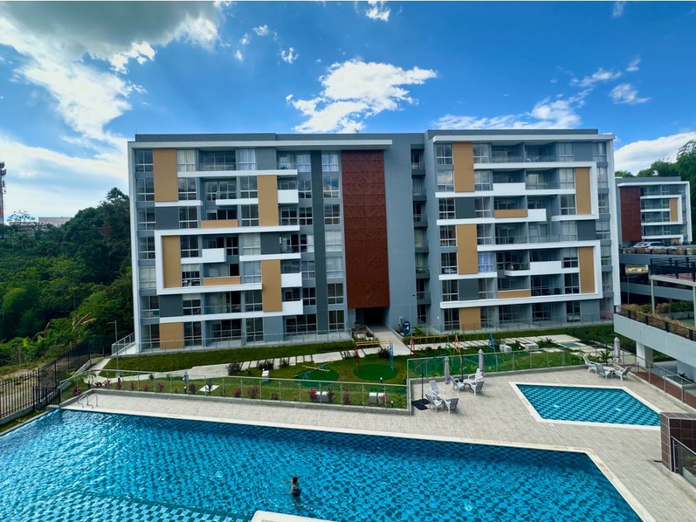 SE VENDE APARTAESTUDIO EN AVENIDA CENTENARIO CERCA A PLAZA FLORA - 1