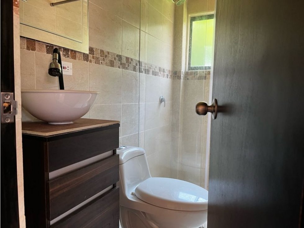 SE ARRIENDA APARTAESTUDIO EN COLINAS DEL RODEO — foto 4