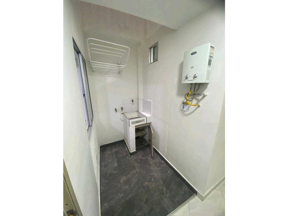 Se Arrienda Apartaestudio en Envigado sector san José la estatua — foto 5