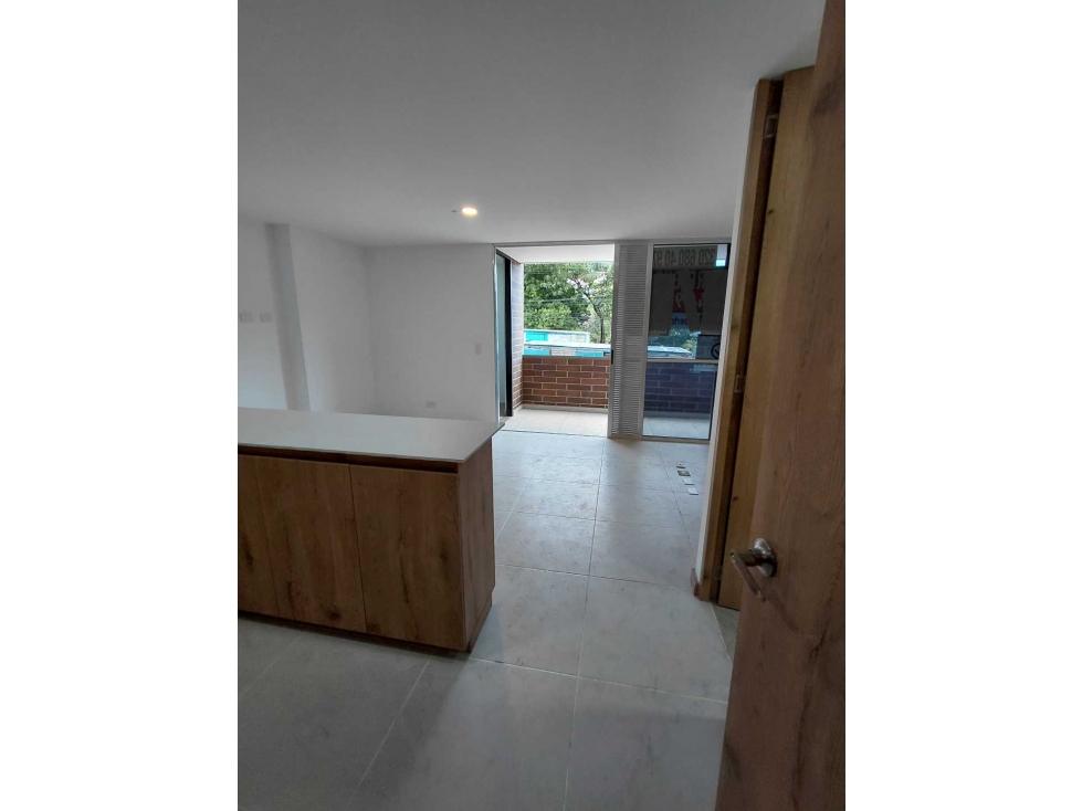 ARRIENDO APARTAESTUDIO EN TIERRA FIRME