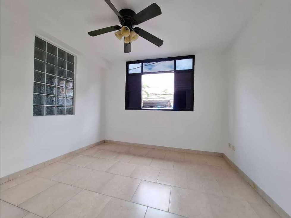 SE ARRIENDA APARTAESTUDIO LA ISLETA CARTAGO VALLE — foto 2