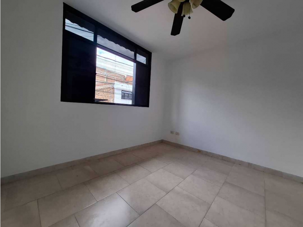 SE ARRIENDA APARTAESTUDIO LA ISLETA CARTAGO VALLE — foto 6