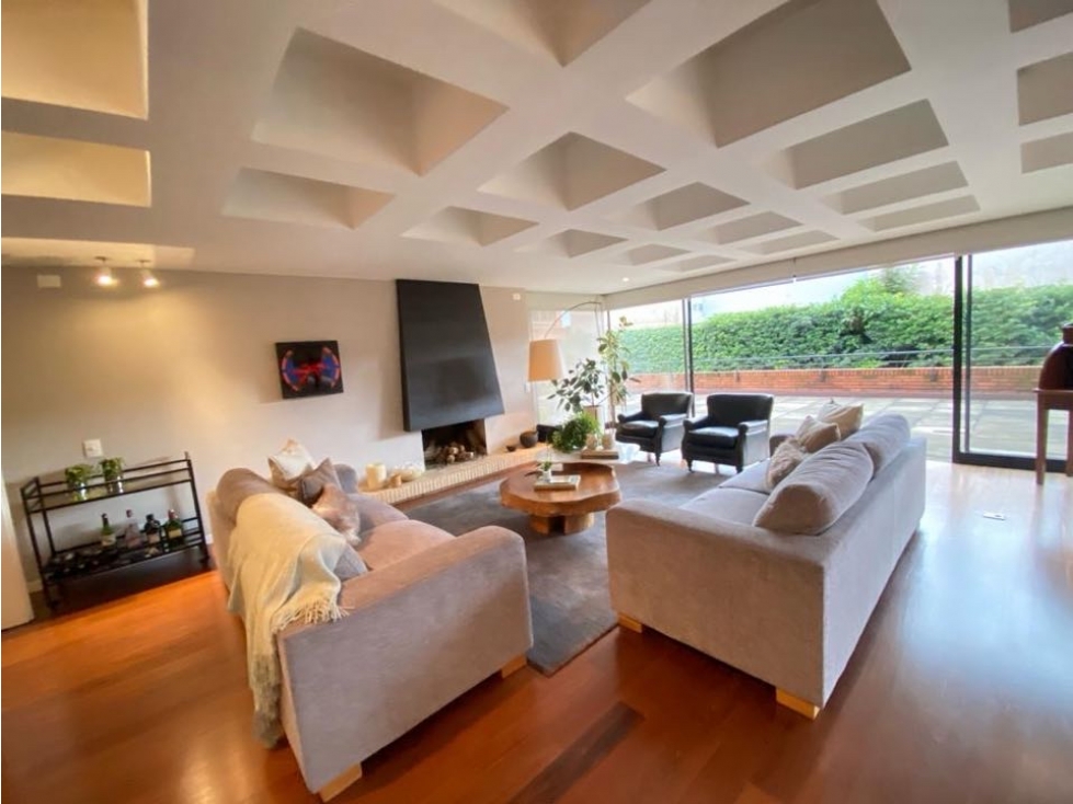 SE ARRIENDA APARTAMENTO CON TERRAZA EN LA CABRERA