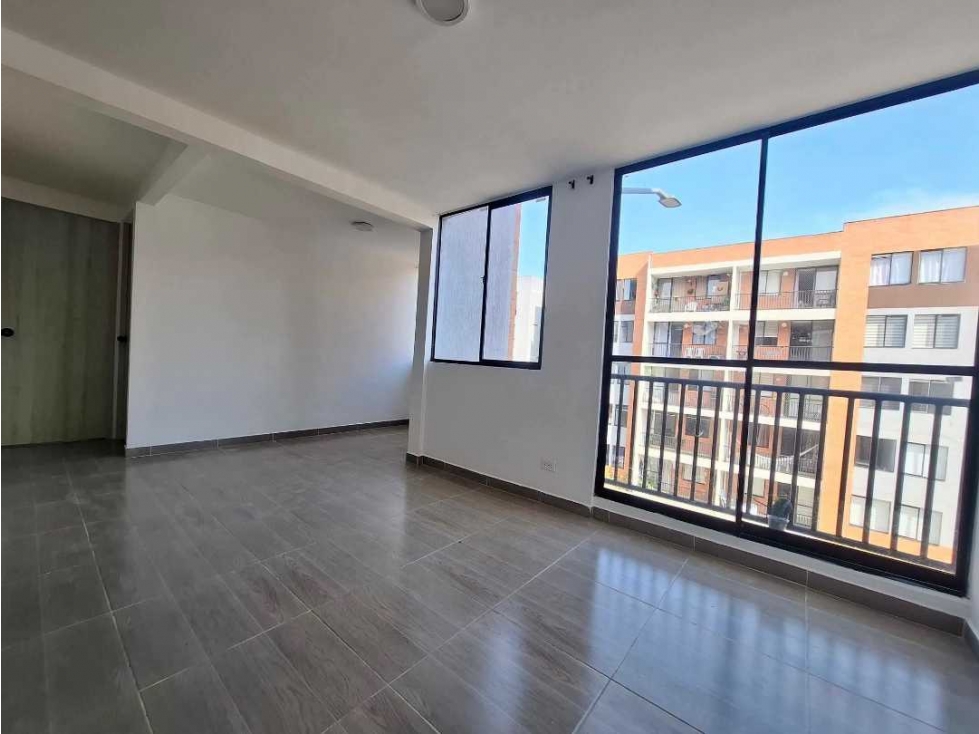 SE ARRIENDA APARTAMENTO CONJUNTO RESIDENCIAL ALLEGRO CARTAGO VALLE — foto 2