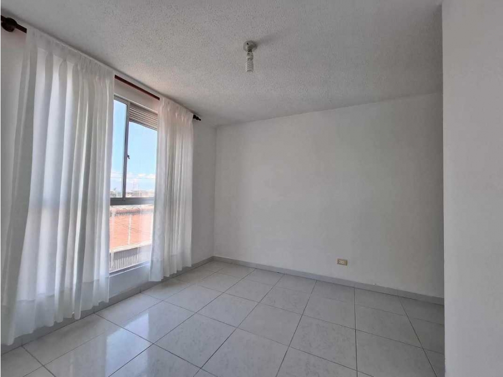 SE ARRIENDA APARTAMENTO CONJUNTO CERRADO TORRE OCTAVA CARTAGO VALLE — foto 3
