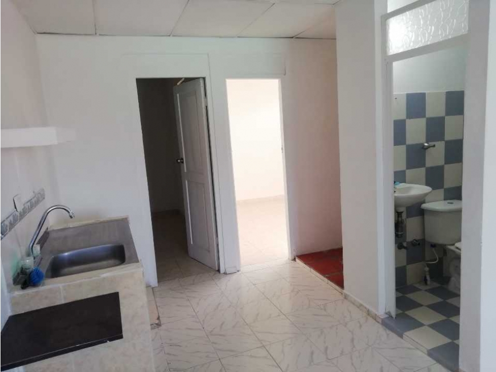 SE ARRIENDA APARTAMENTO DE 2 ALCOBAS EN BLAS DE LEZO - CARTAGENA — foto 3