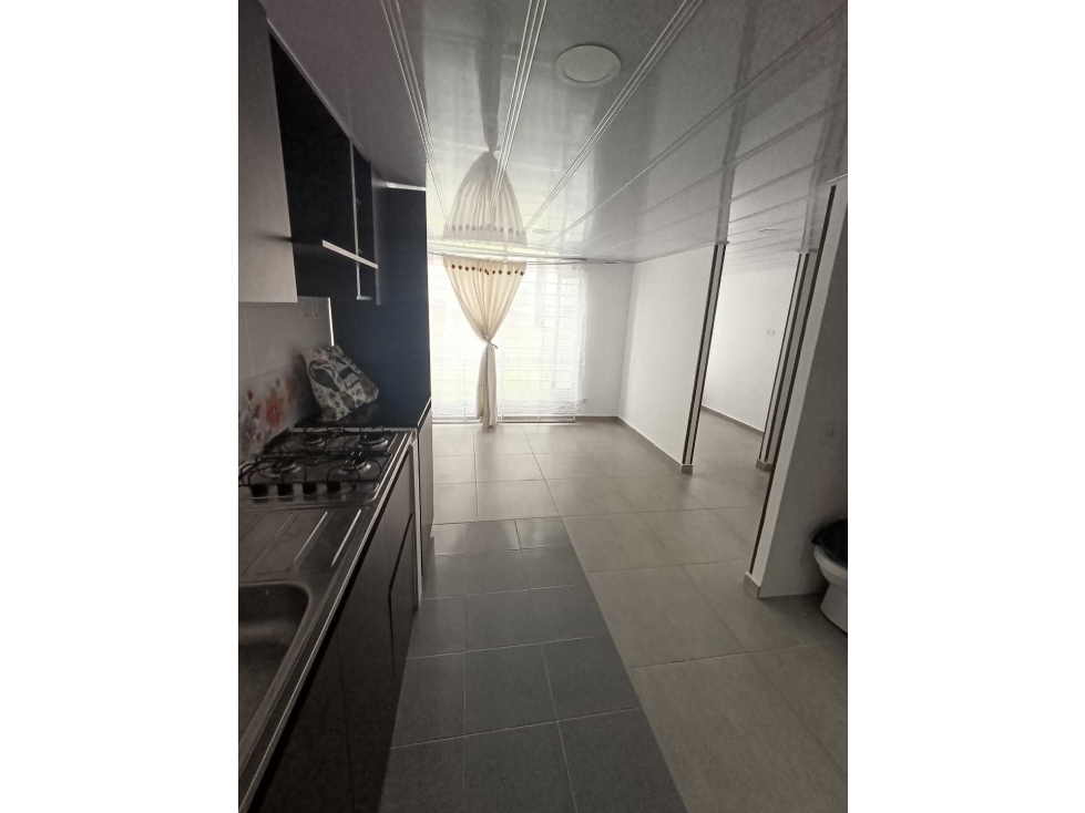Se arrienda apartamento de 2 habitaciones en primavera 6-39 etapa 2 — foto 3