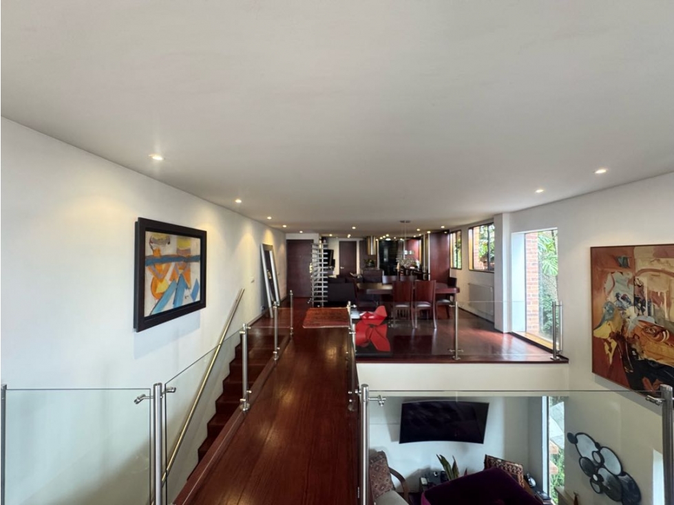 SE ARRIENDA APARTAMENTO DUPLEX EN Rosales
