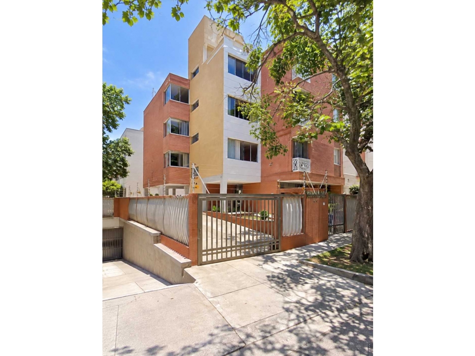 Se Arrienda Apartamento en Altos de Ríomar