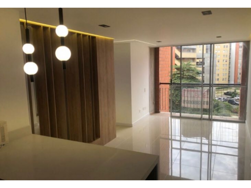 SE ARRIENDA APARTAMENTO EN CIUDAD MELENDEZ PISO SEXTO CON PARQUEADERO