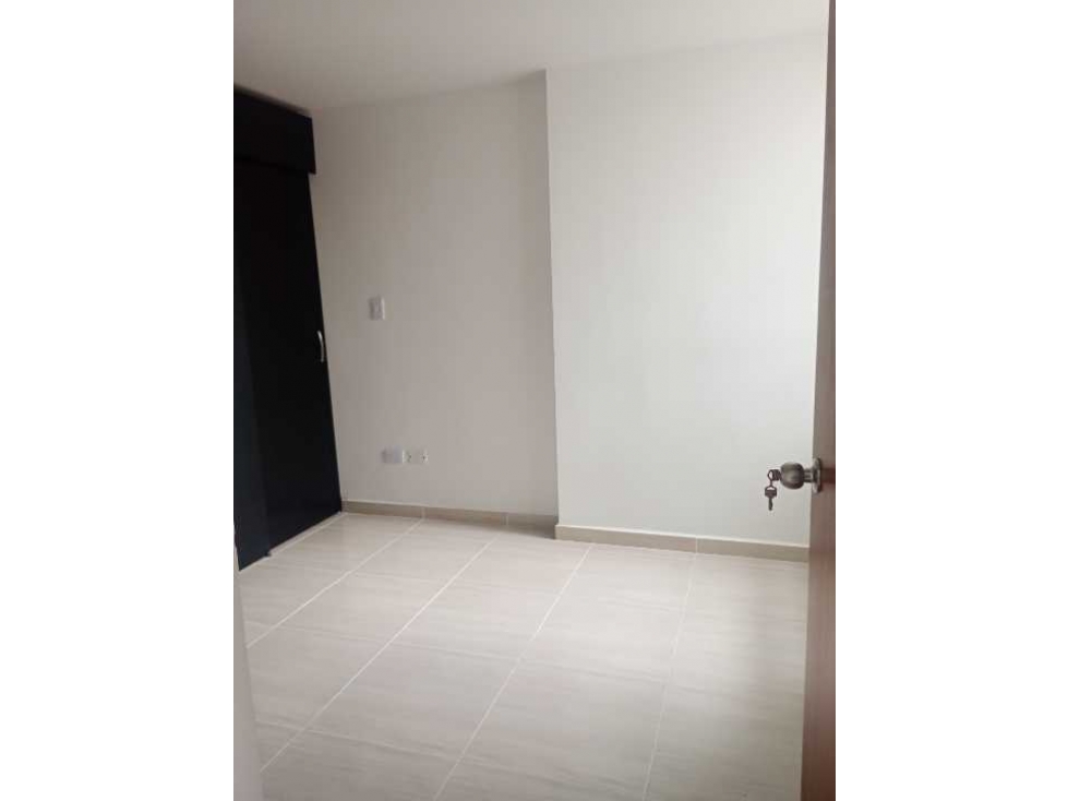 EN RENTA APARTAMENTO EN PORTAL DE CONDINA — foto 4